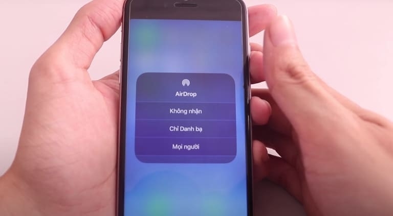 chia-se-anh-video-qua-airdrop-tren-iphone-6s-7.jpg