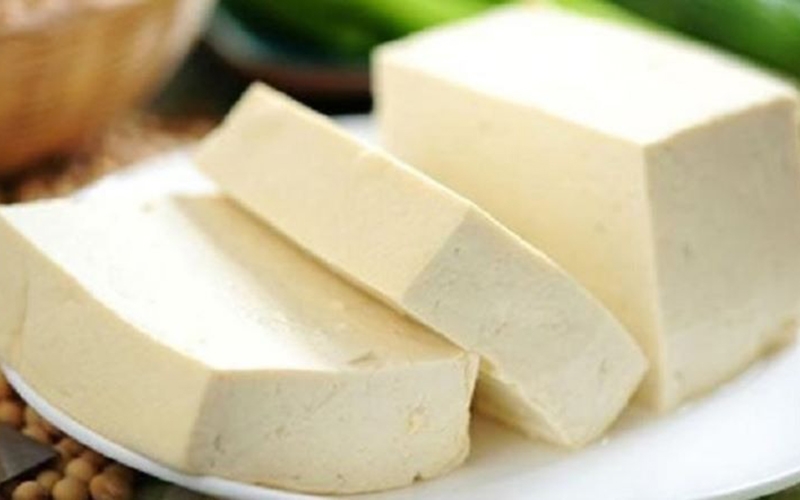 Chia sẻ cách làm ba chỉ om chuối đậu (hình 4)