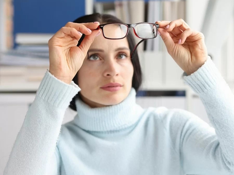 Chiết suất mắt kính (hình 9)