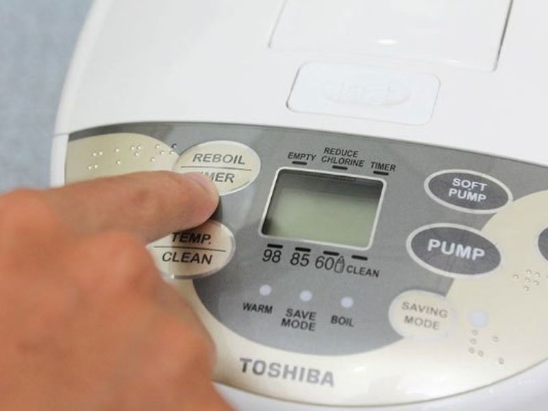 Cách sử dụng chức năng khử mùi Clo trên bình thủy điện