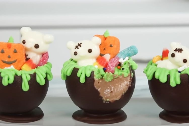 Hướng dẫn làm chum thuốc ma thuật bí ẩn cho bữa tiệc Halloween thêm ấn tượng