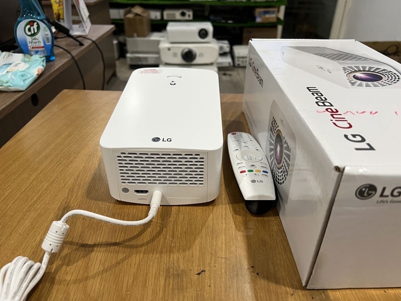 chuyen che do man hinh may chieu lg