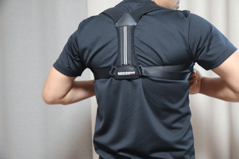 Có nên đeo đai chống gù lưng không? - hình 5