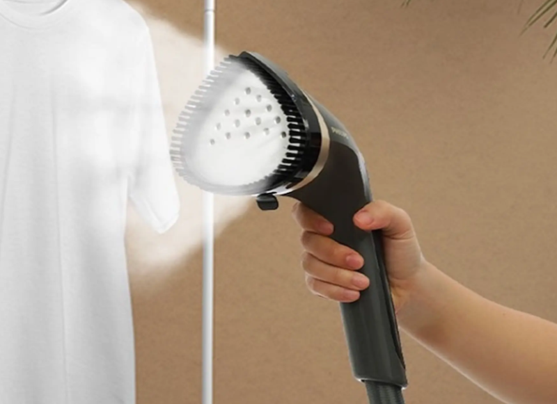 Có nên mua bàn ủi hơi nước đứng? 8