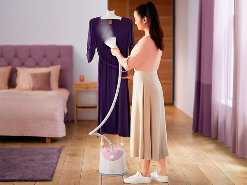 Có nên mua bàn ủi hơi nước đứng? 2