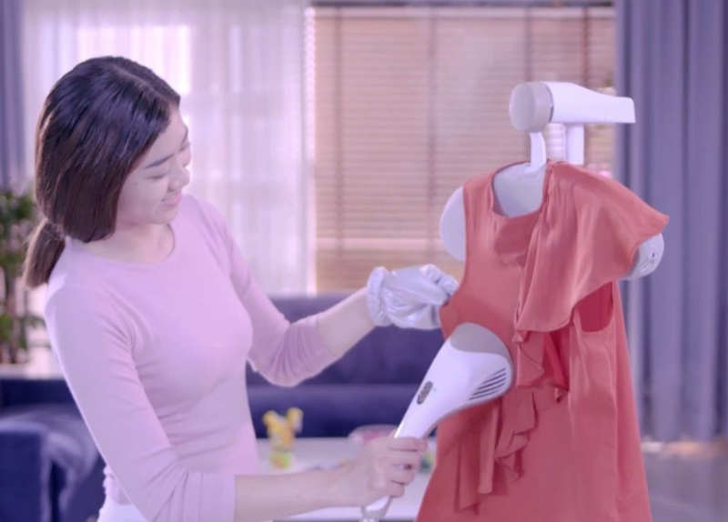 Có nên mua bàn ủi hơi nước đứng? 7