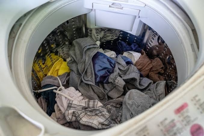 Có nên mua máy giặt cửa trên? - hình 5