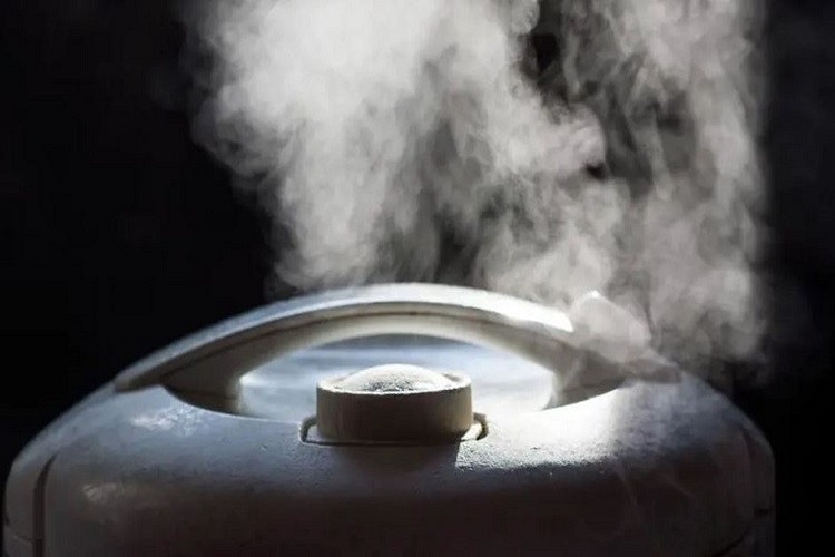 Có nên nấu nước sôi bằng nồi cơm điện? (Hình 3)