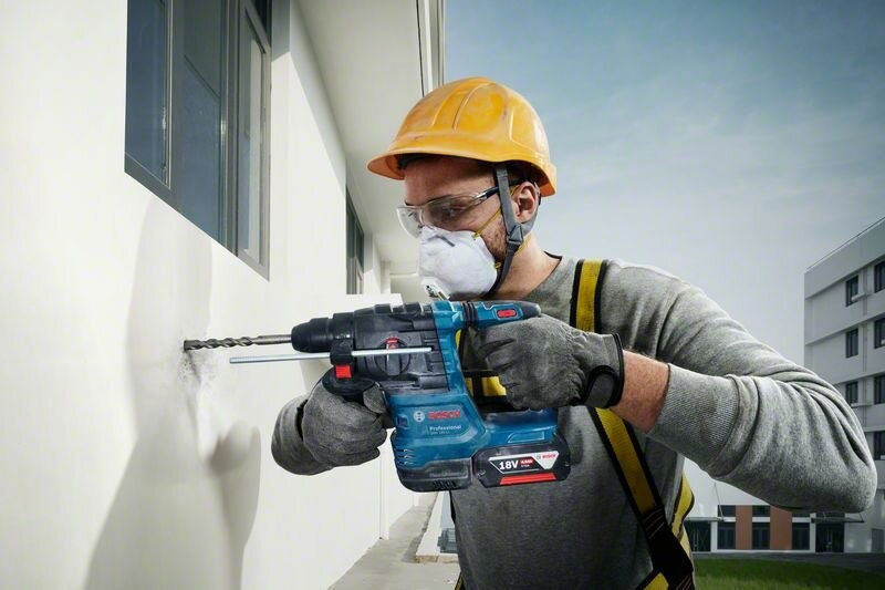 Giải đáp: Có nên sử dụng máy khoan pin có chế độ búa?