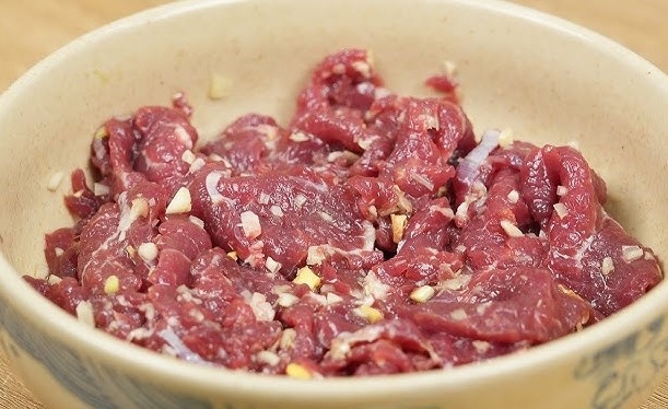 Có nên ướp thịt bò qua đêm - hình 2