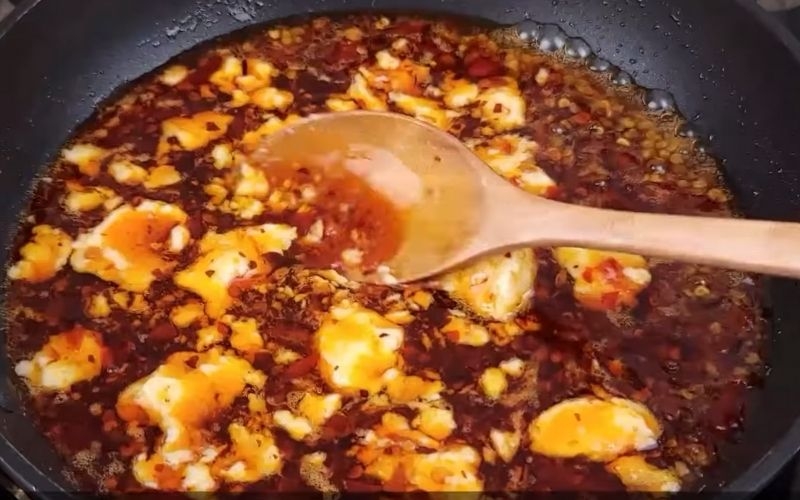 cơm cháy nước mắm - hình 4