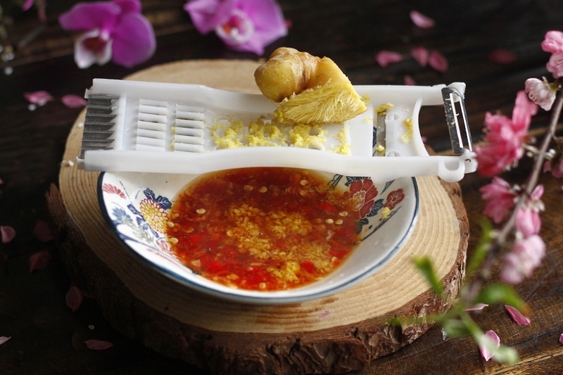Công dụng của lỗ tròn trên dao nạo ảnh 3