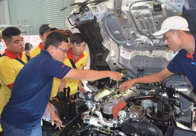 khoi thi nganh cong nghe o to