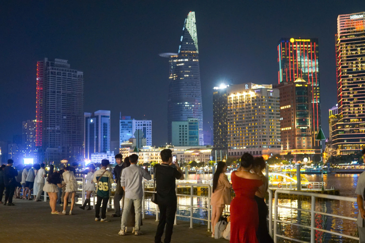 công viên bờ sông sài gòn 2