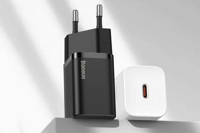 Củ sạc hãng nào tốt cho iPhone 6