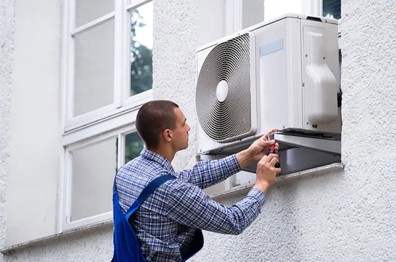 Cục nóng máy lạnh Daikin kêu to hình 1