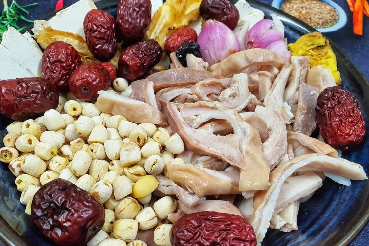 Dạ dày hầm thuốc bắc