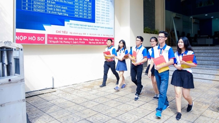 Đại học Hùng Vương TPHCM học phí 2025 hình 5