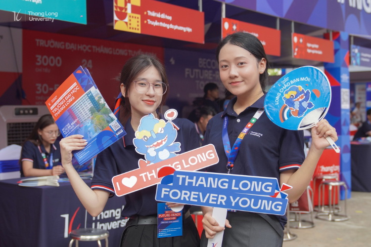đại học thăng long điểm chuẩn 2025 4