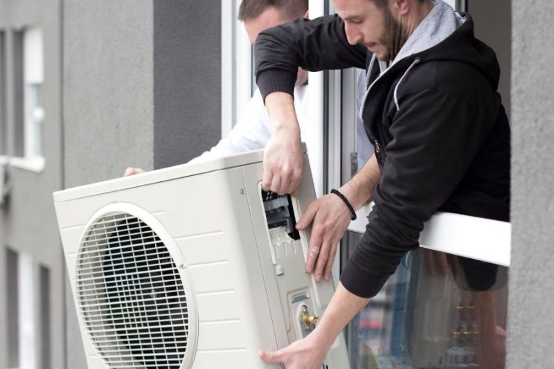Dàn nóng điều hòa bị rò điện ảnh 1