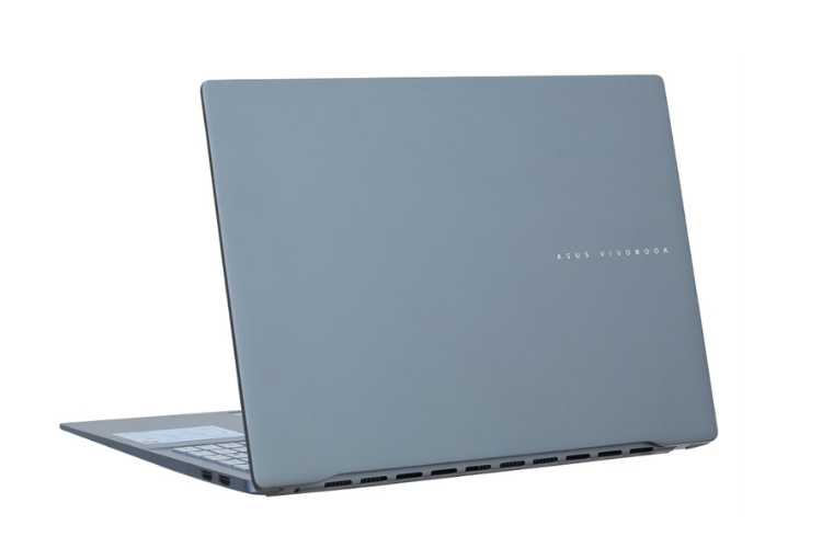 đánh giá ASUS Vivobook S 16 OLED S5606MA-MX050W 4