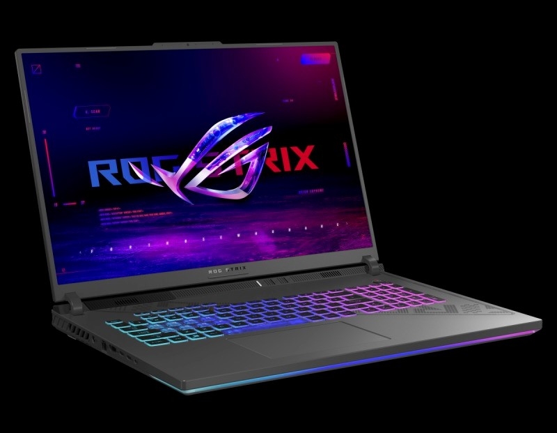 Đánh giá laptop ASUS ROG Strix G18 G814JU-N6143W hình 1