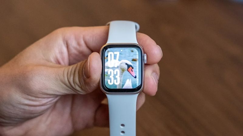 Đánh giá Apple Watch SE 3 về thiết kế
