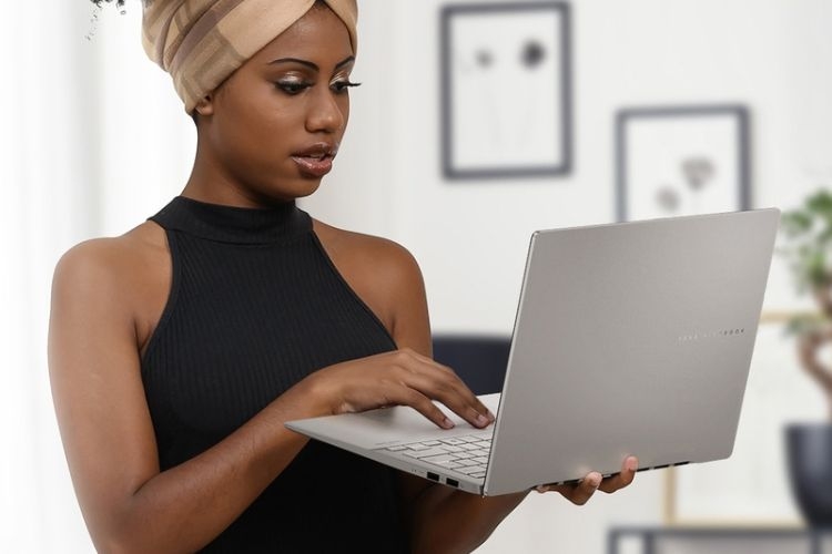 Đánh giá ASUS Vivobook S 14 OLED M5406WA-PP071WS