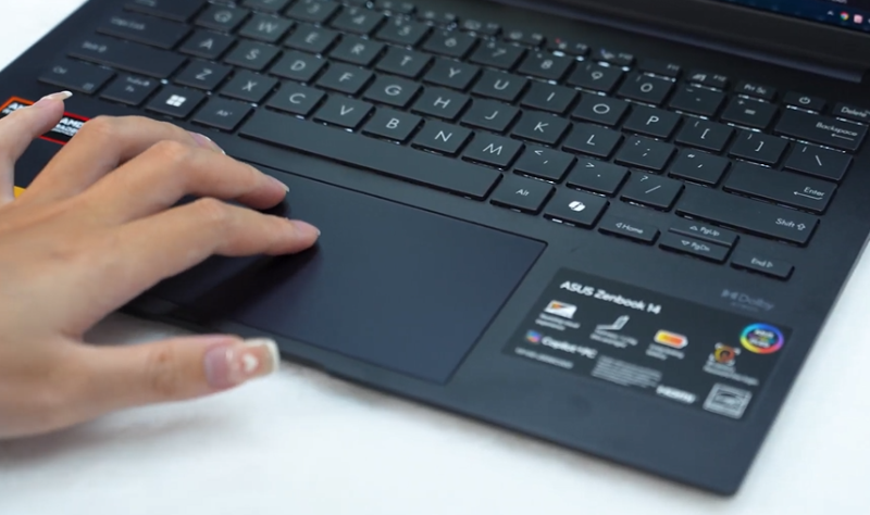 Đánh giá Asus Zenbook 14 OLED (hình 9)