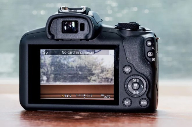 Đánh giá Canon R100  - hình 4