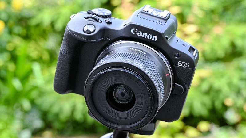 Đánh giá Canon R100  - hình 5
