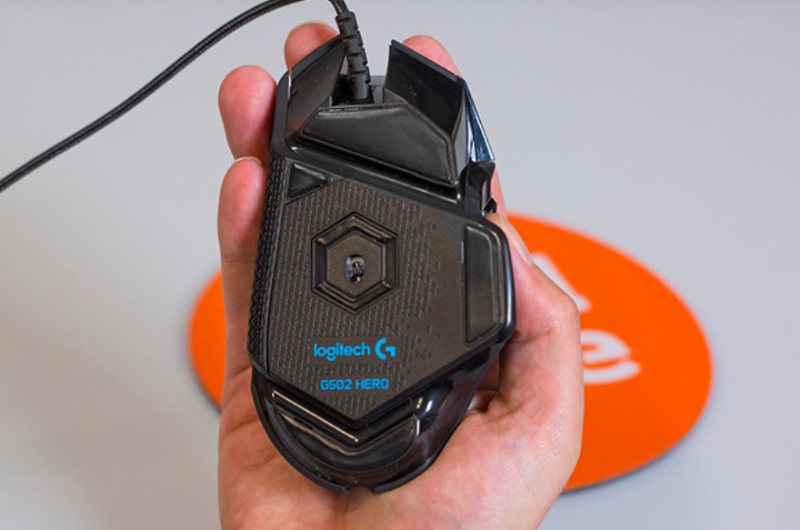 Đánh giá chuột Logitech G502 Hero - hình 2