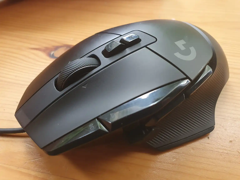 Đánh giá chuột Logitech G502 Hero - hình 6