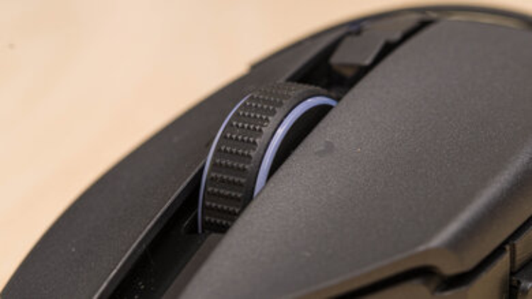 Đánh giá chuột Razer Basilisk V3 - hình 3