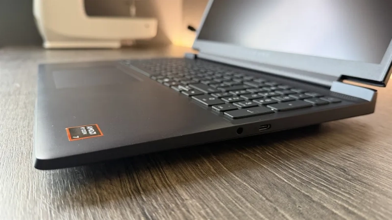 Dell Alienware 15 (2026) - hình 6