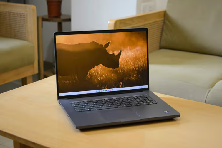 Đánh giá Dell Pro Max 18 Plus - hình 11