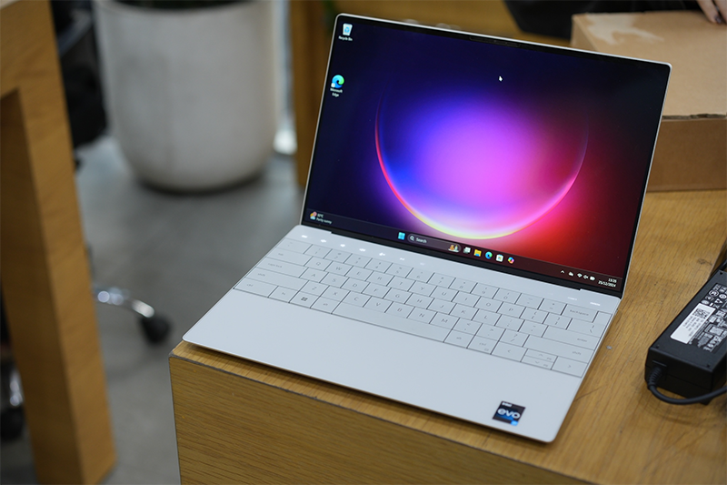Đánh giá Dell XPS 13 (hình 3)
