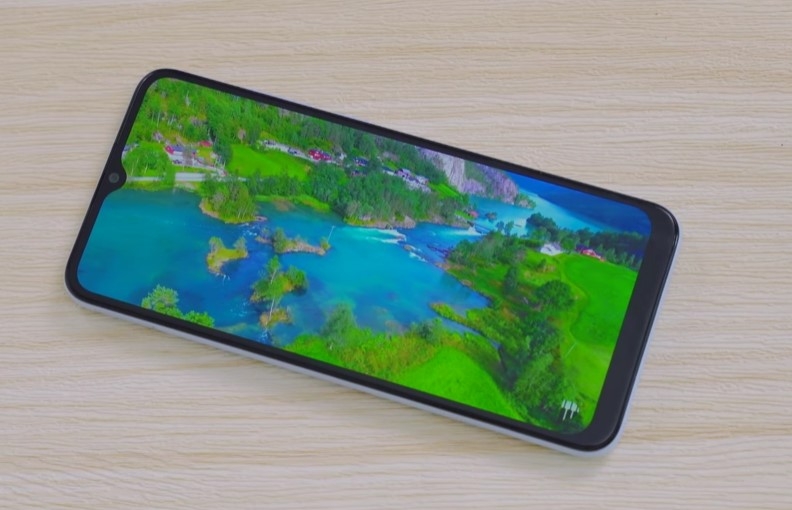 Đánh giá Galaxy A04e - hình 4