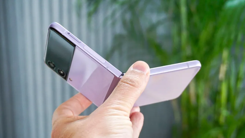 Đánh giá Galaxy Z Flip 3 - hình 2