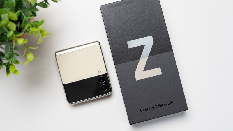 Đánh giá Galaxy Z Flip 3 - hình 1