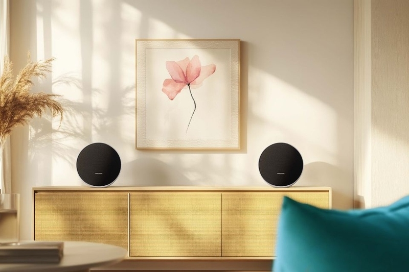 Đánh giá Harman Kardon Onyx Studio 9 ảnh 2