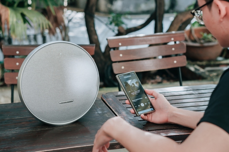 Đánh giá Harman Kardon Onyx Studio 9 ảnh 4
