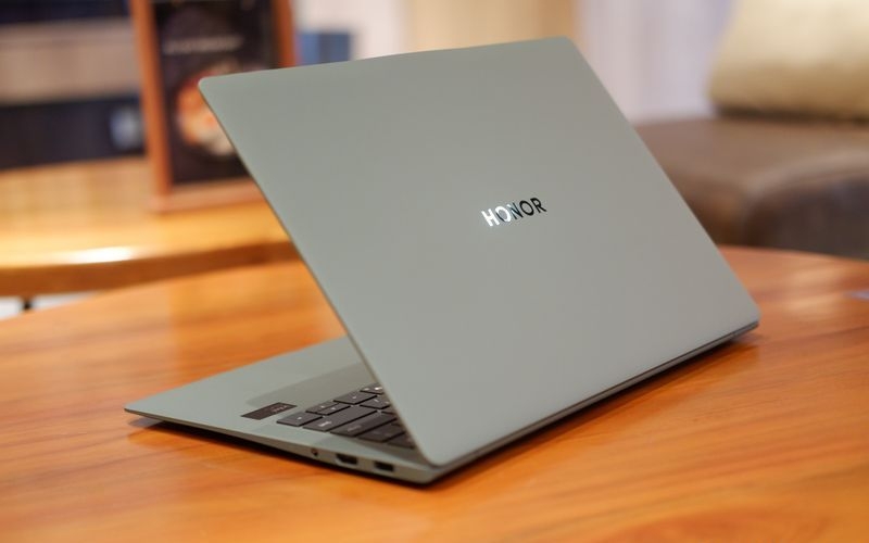 Đánh giá Honor MagicBook Art 14 về thiết kế