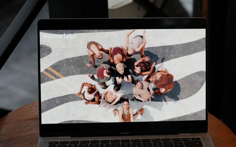 Đánh giá Honor MagicBook Art 14 về màn hình