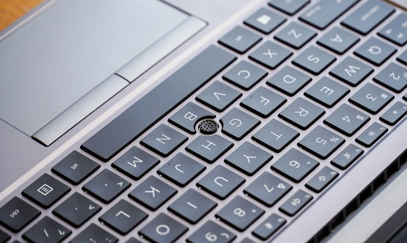 đánh giá hp zbook firefly 14 g7 ảnh 2