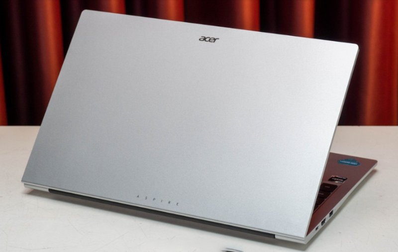 danh-gia-laptop-acer-aspire-lite-15-al15-42p-r8e6-3.png