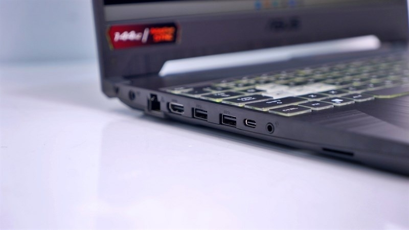 đánh giá Laptop Asus TUF Gaming A15 FA506NFR-HN113W hình 9
