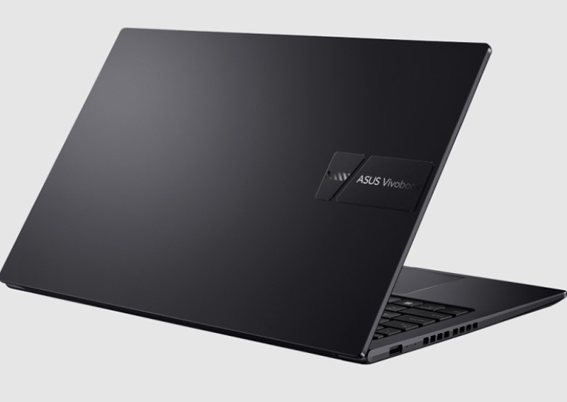 Đánh giá laptop ASUS Vivobook 15 OLED A1505VA MA468W (hình 1)