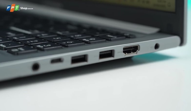 Đánh giá laptop ASUS VivoBook 15 X1502VA-BQ886W - hình 10