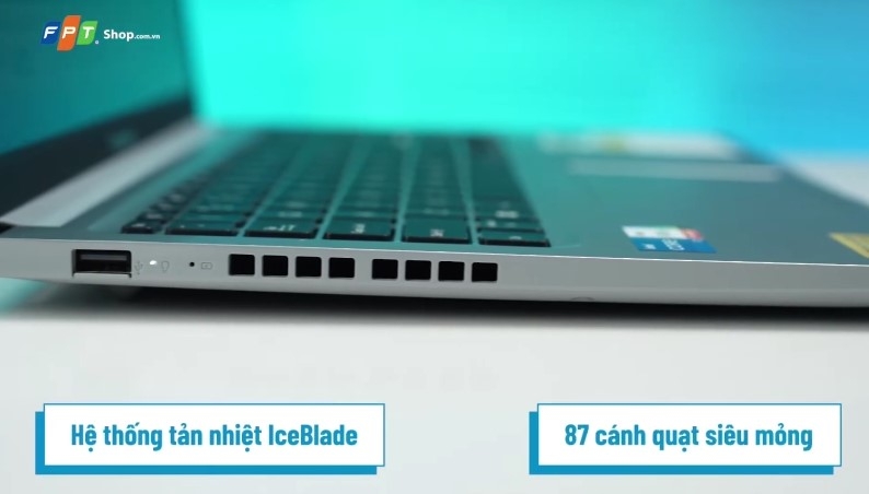 Đánh giá laptop ASUS VivoBook 15 X1502VA-BQ886W - hình 6